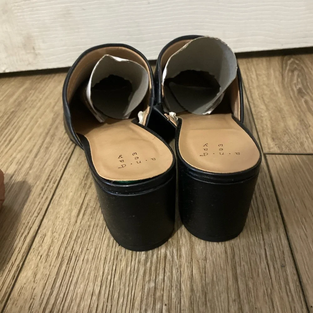 A new day mules heels - Picture 3 of 5